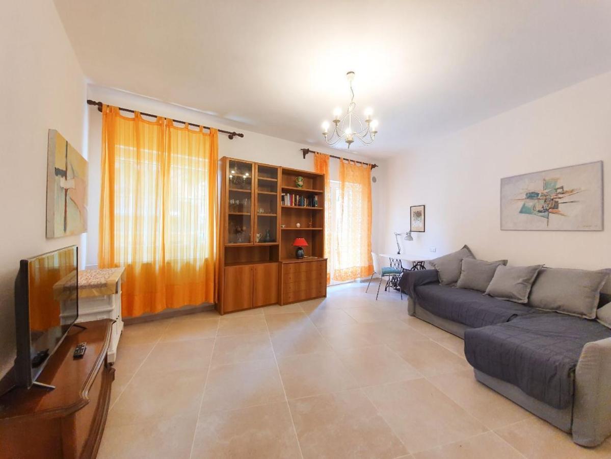מונליה Diamond Apartment מראה חיצוני תמונה
